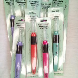 agujas de crochet con luz